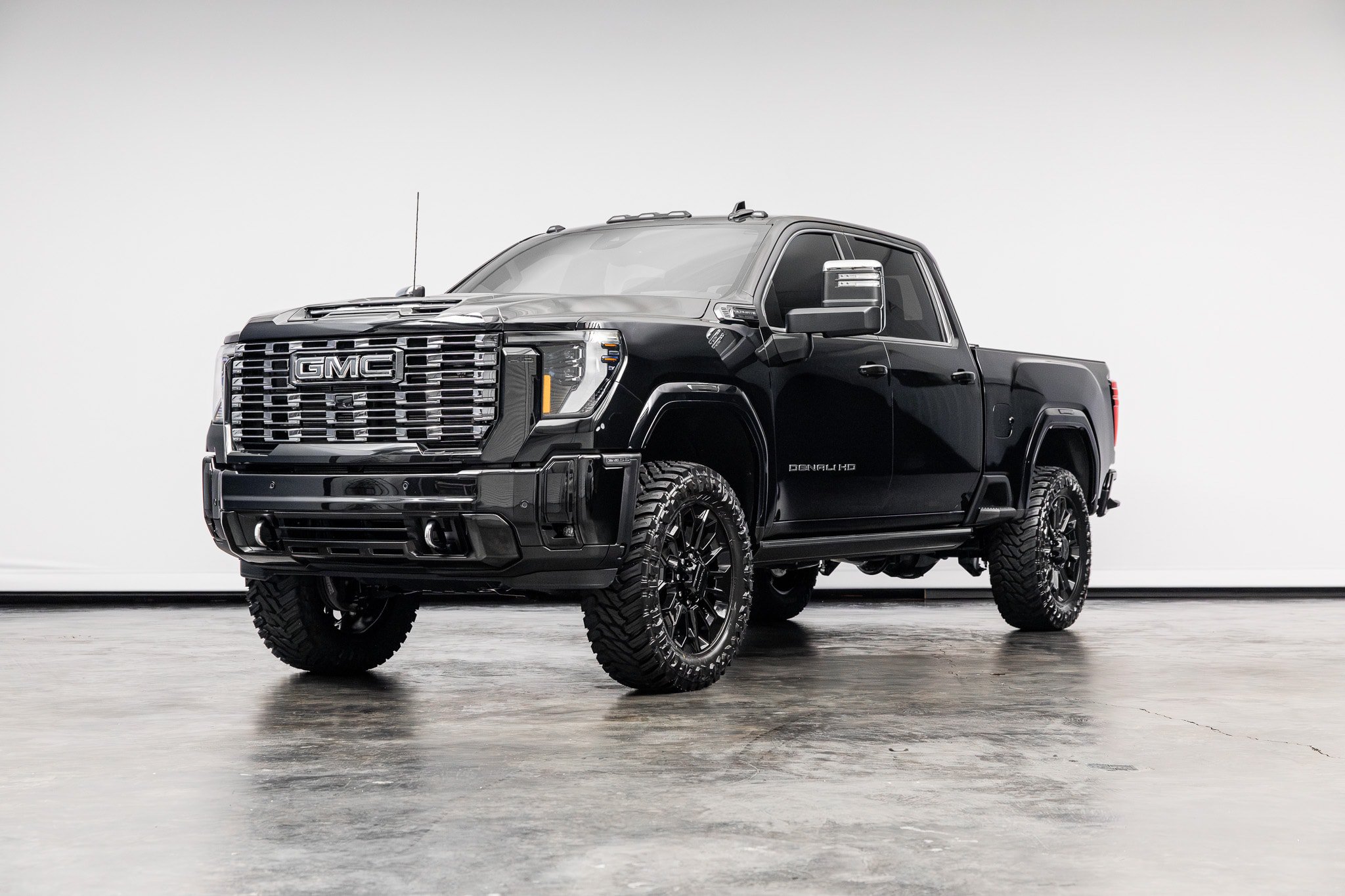 Used 2026 GMC Sierra 2500 Denali Ultimate w/ Max Trailering Package AWD/4WD image 7