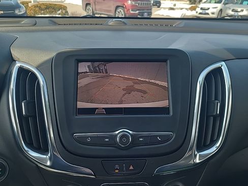 Used 2022 Chevrolet Equinox LT FWD image 25