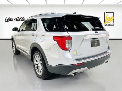 Used 2022 Ford Explorer Limited w/ Equipment Group 301A image 7