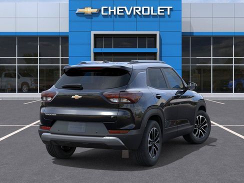 New 2026 Chevrolet TrailBlazer LT w/ Driver Confidence Package FWD image 4