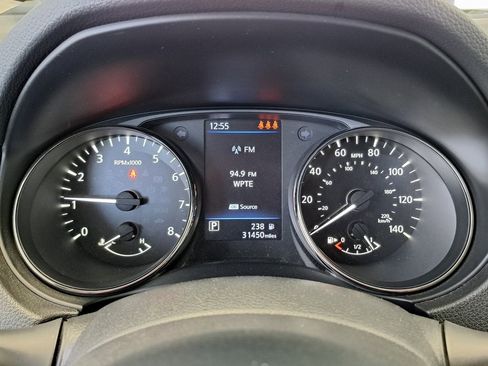 Used 2020 Nissan Rogue Sport SV w/ All-Weather Package image 9