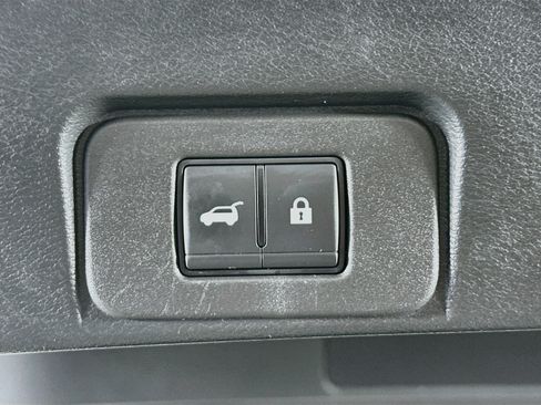 Used 2023 Nissan Rogue SL w/ SL Premium Package FWD image 32