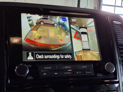 Used 2021 Nissan Titan PRO-4X w/ Pro-4x Convenience Package image 22