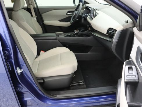 Used 2023 Nissan Rogue SV FWD image 36