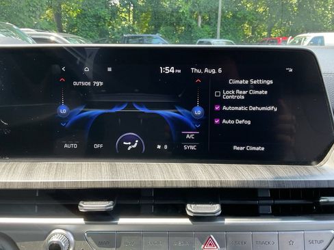 Used 2023 Kia Telluride EX w/ EX Captain's Chair Package FWD image 25