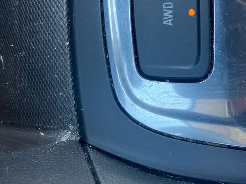 Used 2021 Chevrolet Equinox LT AWD/4WD image 26