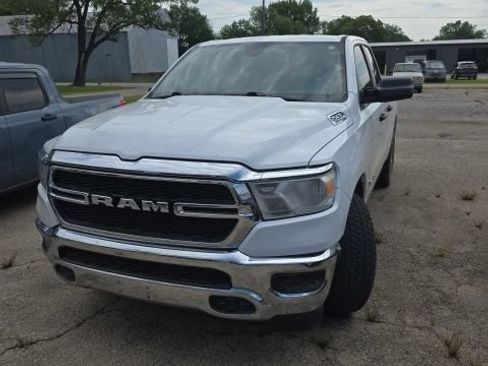 Used 2019 RAM 1500 Tradesman RWD image 1