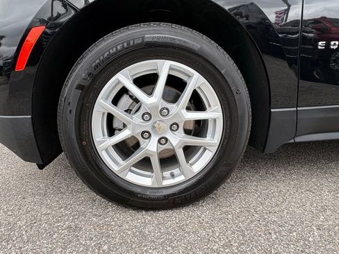 Used 2024 Chevrolet Equinox LS w/ LS Convenience Package FWD image 10