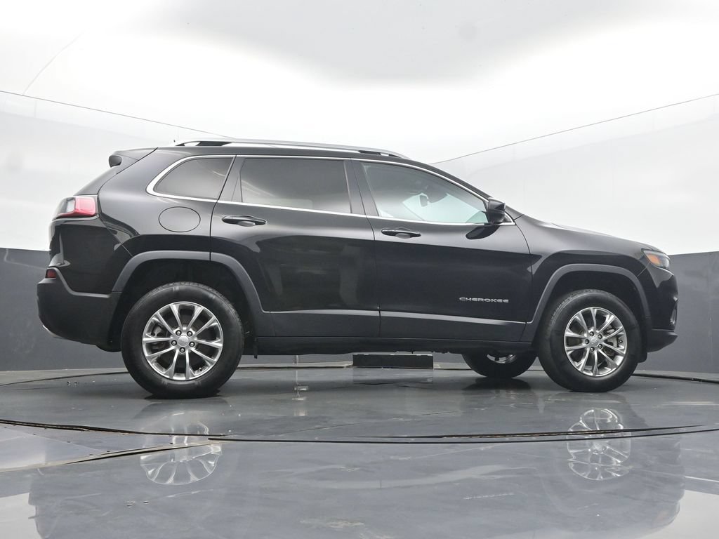 Used 2021 Jeep Cherokee Latitude Lux w/ Sun & Sound Group AWD/4WD image 55
