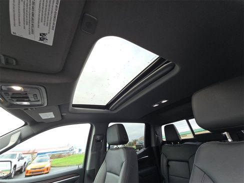 Used 2024 GMC Sierra 1500 SLT w/ SLT Premium Plus Package image 18