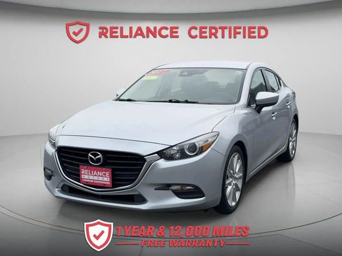 Used 2017 MAZDA MAZDA3 Touring FWD image 1
