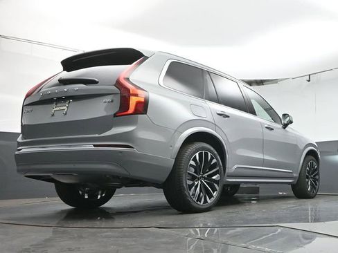 Used 2026 Volvo XC90 B6 Plus w/ Protection Package Premier image 39