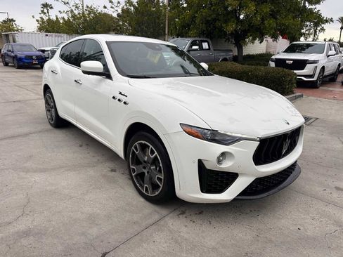 Used 2023 Maserati Levante Modena image 7