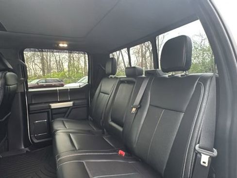 Used 2021 Ford F250 Lariat w/ Lariat Ultimate Package AWD/4WD image 34