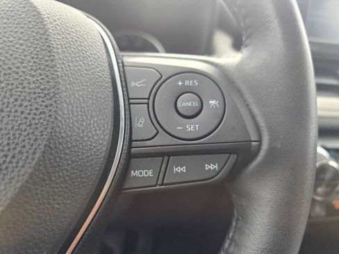 Used 2020 Toyota RAV4 XLE w/ Convenience Package AWD/4WD image 34