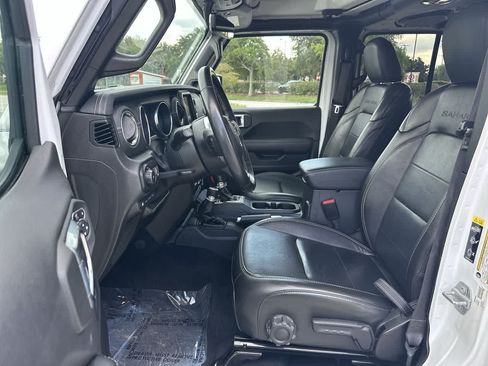 Certified 2022 Jeep Wrangler Unlimited Sahara AWD/4WD image 21