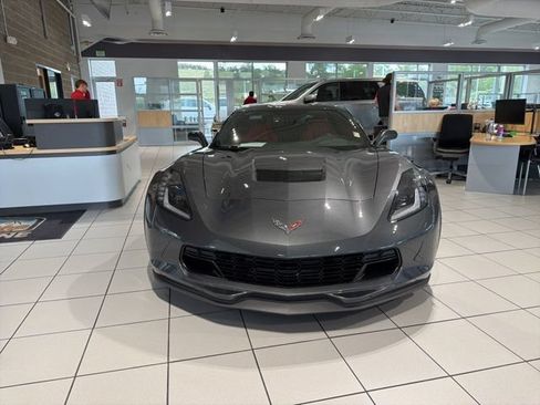Used 2017 Chevrolet Corvette Grand Sport w/ Battery Protection Package RWD image 2