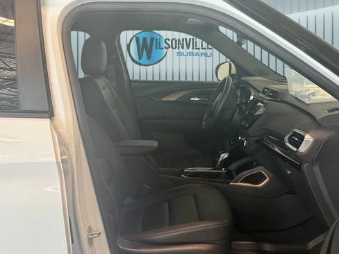 Used 2023 Chevrolet TrailBlazer ACTIV w/ Sun and Liftgate Package FWD image 6