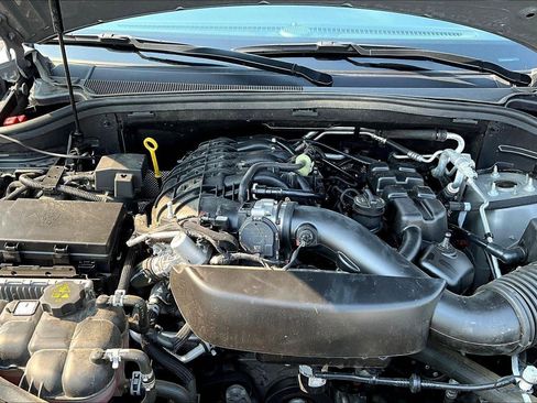 Used 2025 Dodge Durango GT image 10