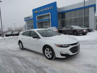 Used 2022 Chevrolet Malibu LS