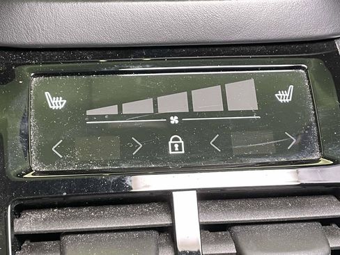 Used 2019 Volvo XC90 T6 R-Design w/ Advanced Package image 26