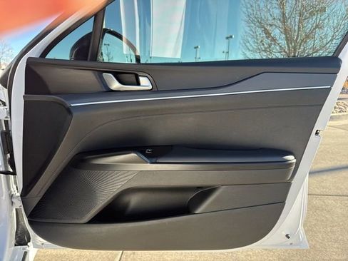 Used 2023 Kia K5 GT-Line image 23