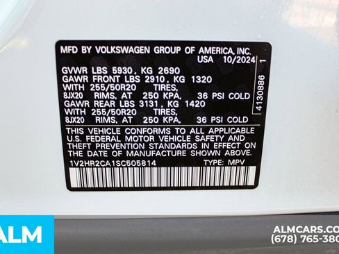 Used 2025 Volkswagen Atlas SE image 41