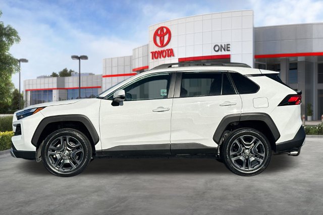 Certified 2022 Toyota RAV4 Adventure AWD/4WD image 9