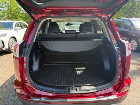Used 2018 Toyota RAV4 Limited w/ Advanced Technology Package AWD/4WD image 23