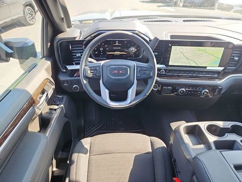 New 2026 GMC Sierra 2500 SLE w/ SLE Value Package; AWD/4WD image 7