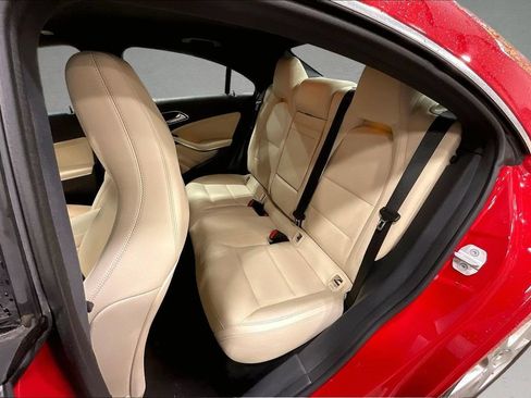 Used 2018 Mercedes-Benz CLA 250 4MATIC image 22