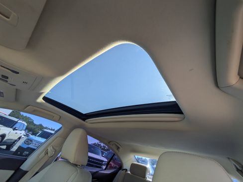 Used 2017 Lexus ES 350 w/ Premium Package FWD image 20
