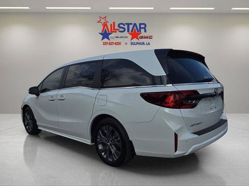 Used 2025 Honda Odyssey Touring image 5