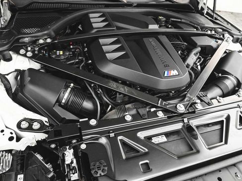 Used 2023 BMW M4 xDrive Competition w/ Executive Package AWD/4WD image 30