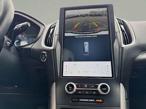 Used 2022 Ford Edge SEL image 20