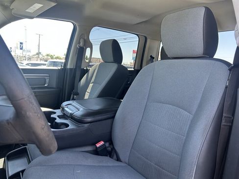 Used 2021 RAM 1500 Classic SLT RWD image 23