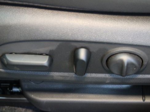 Used 2023 Buick Encore GX Essence image 15