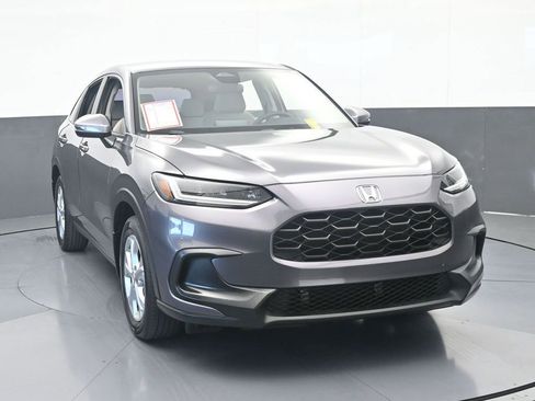 Used 2023 Honda HR-V LX image 9