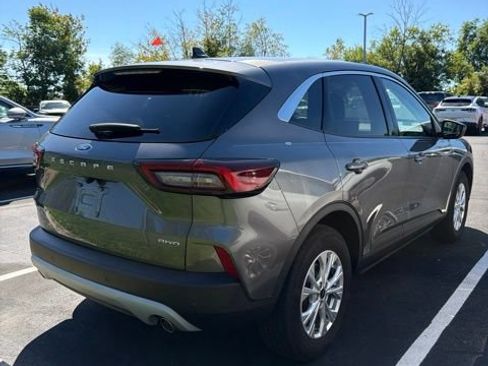 Used 2023 Ford Escape Active w/ Tech Pack #1 AWD/4WD image 4