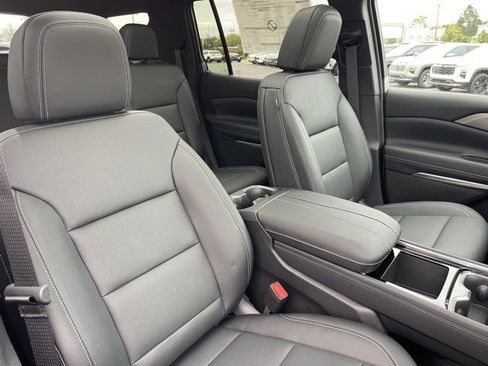 New 2026 Chevrolet Traverse LT w/ Sun and Wheel Package image 14