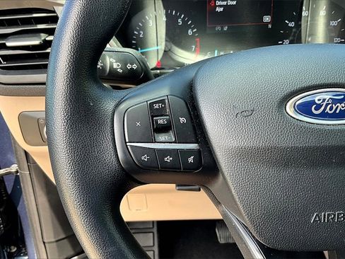 Used 2020 Ford Escape SE image 17