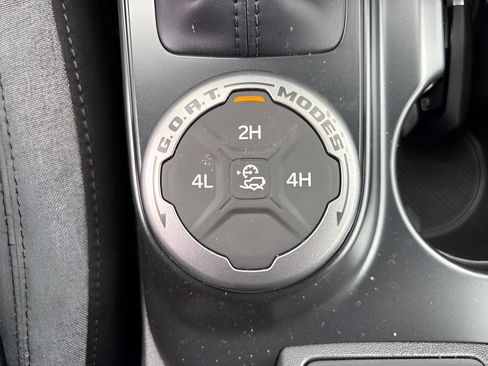 New 2026 Ford Bronco 2-Door AWD/4WD image 14