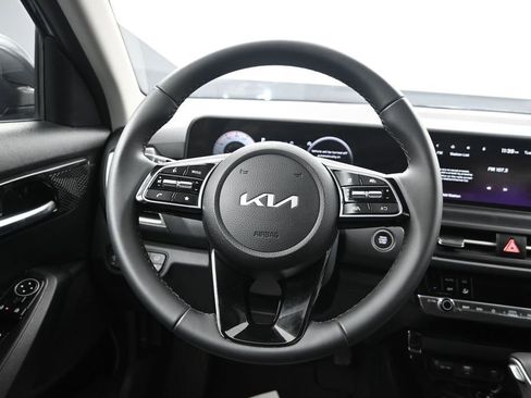 Certified 2025 Kia Seltos EX w/ EX Sunroof Package AWD/4WD image 33
