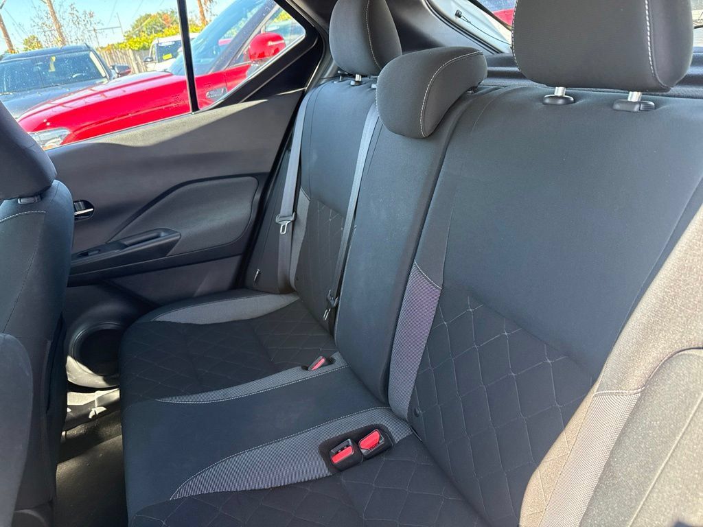 Used 2020 Nissan Kicks SV FWD image 14