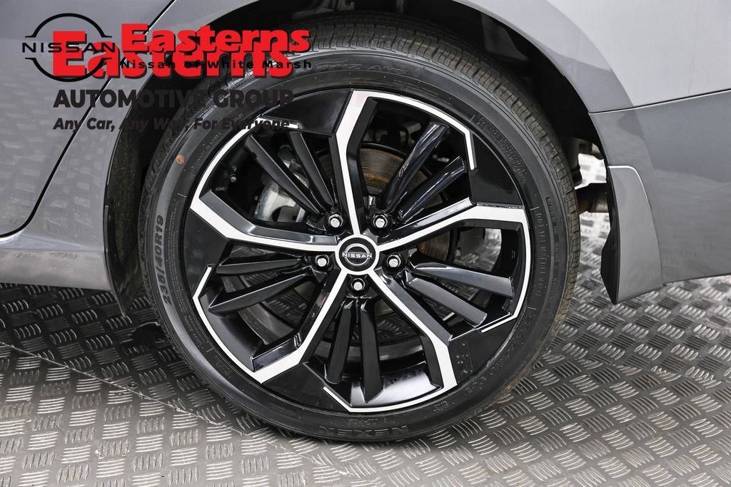 Used 2025 Nissan Altima 2.5 SR AWD/4WD image 34