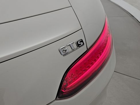Used 2016 Mercedes-Benz AMG GT S image 25
