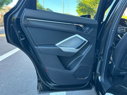 Used 2022 Audi Q3 2.0T Premium w/ Convenience Package image 41