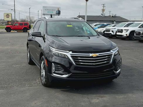 Certified 2023 Chevrolet Equinox Premier FWD image 3