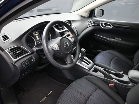 Used 2017 Nissan Sentra SV image 18