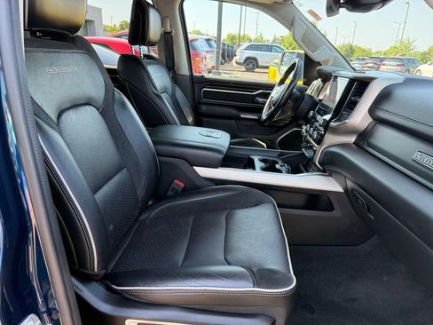 Used 2022 RAM 1500 Laramie AWD/4WD image 6